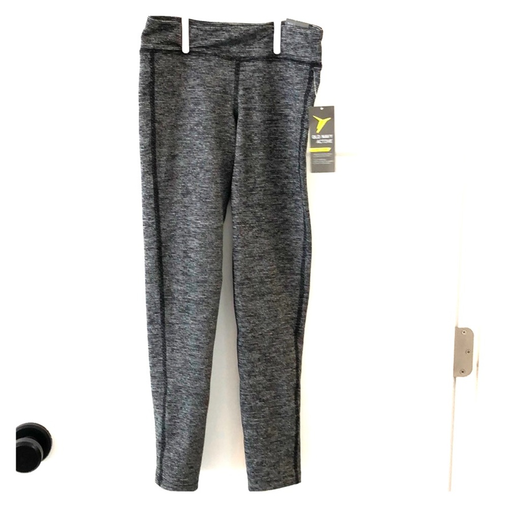 Mid rise fitted tight